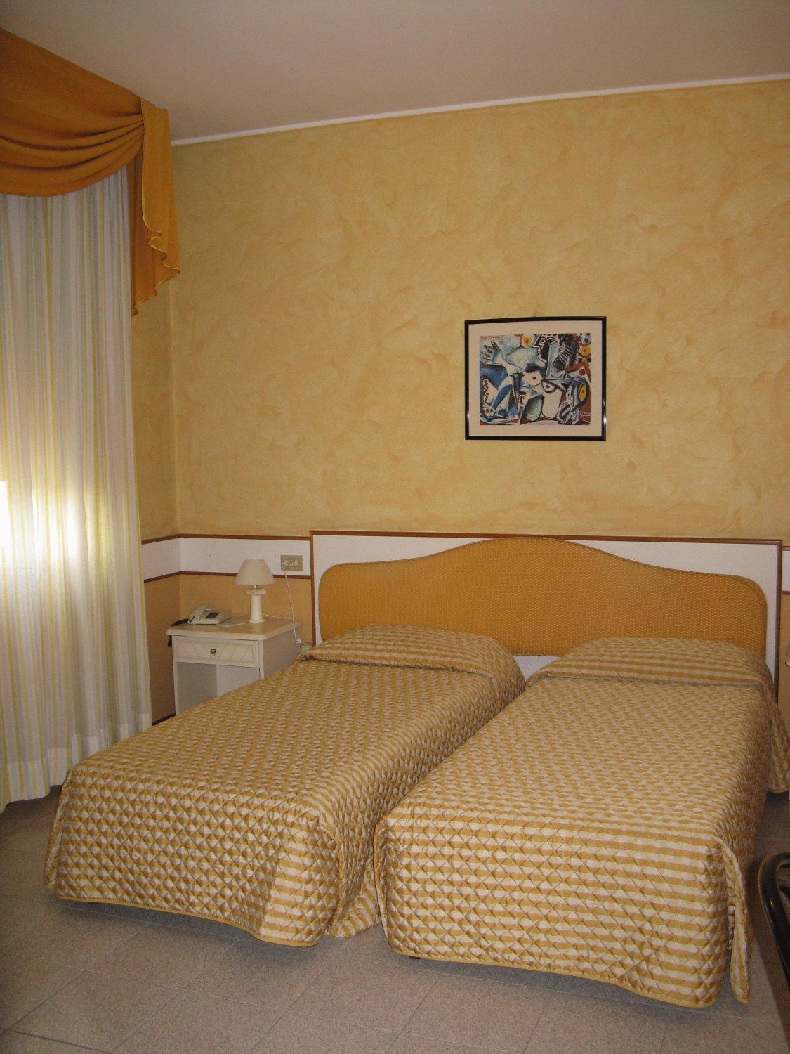Hotel Faro Montichiari Kültér fotó