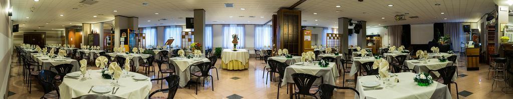 Hotel Faro Montichiari Kültér fotó